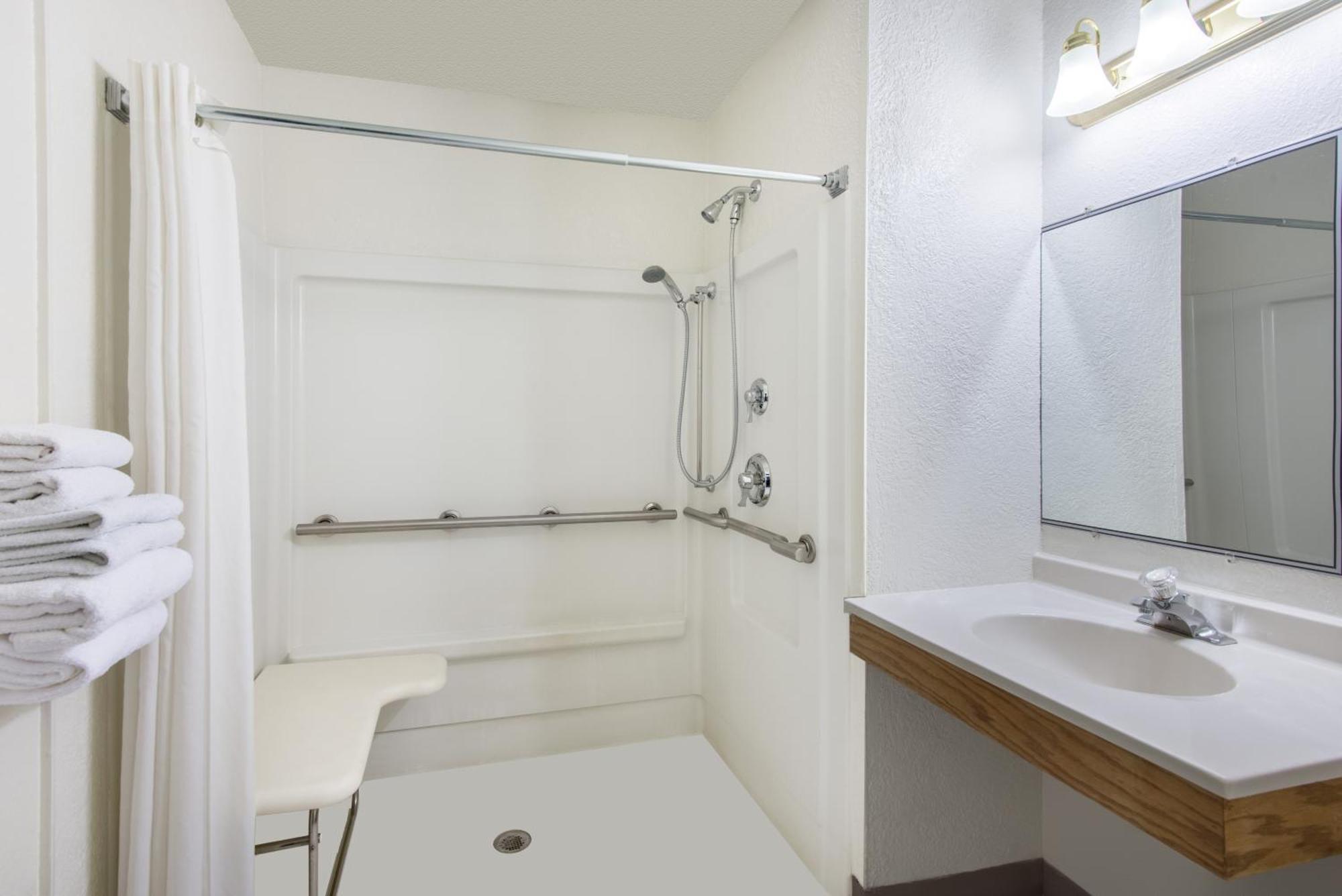 Super 8 By Wyndham Youngstown/Austintown Quarto foto